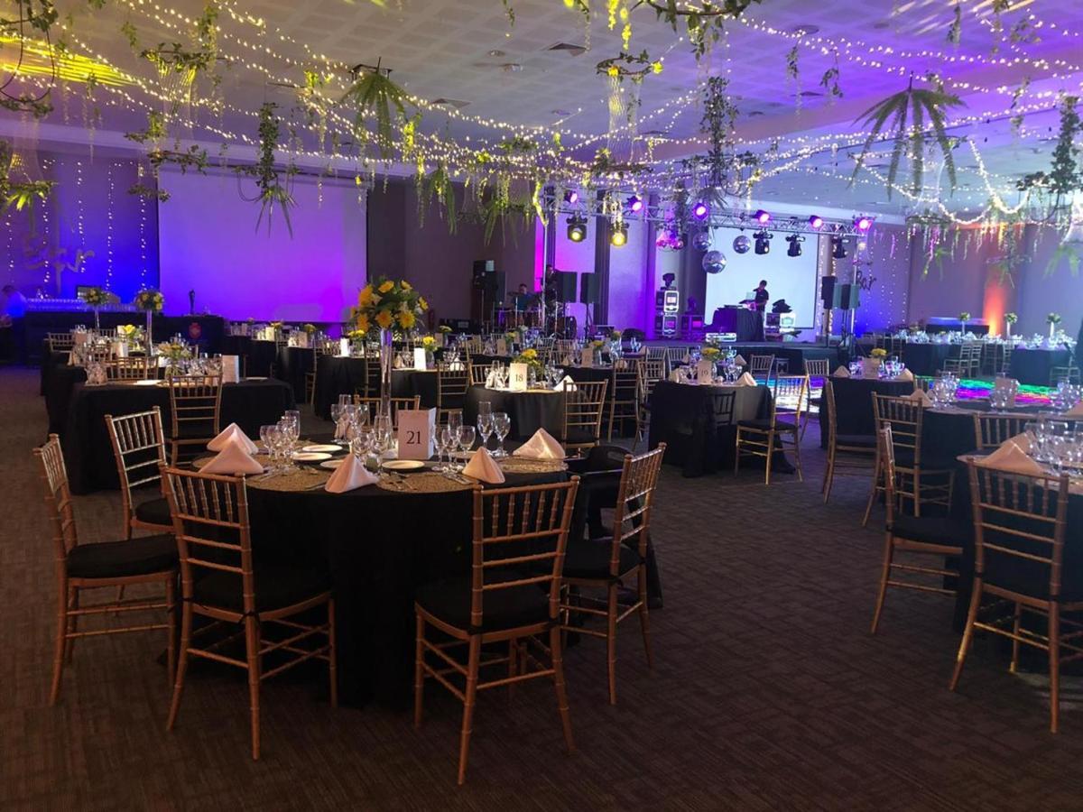 Mds Hotel 콘셉시온 외부 사진 The Great Hall at the Guildhall